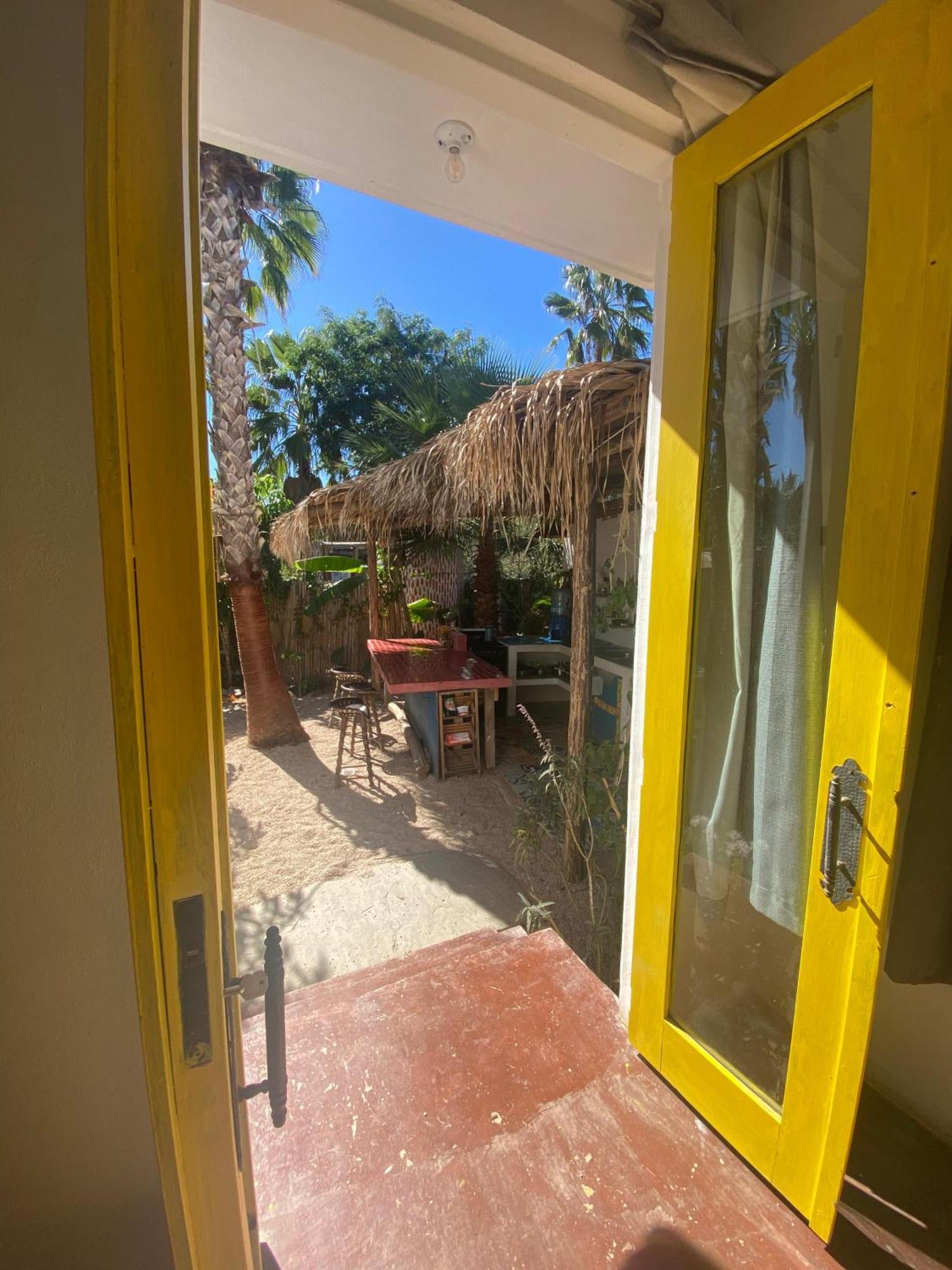 La Sardina Hostel Todos Santos Exterior photo